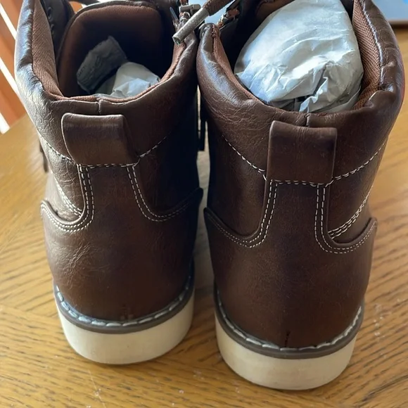 Steve Madden Boy's Dafti Ankle Boot Size 5 NEW in Box - Picture 4 of 6